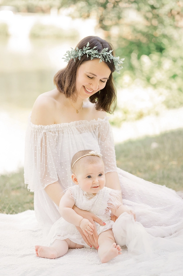 Portrait maman et fille en ext&eacute;rieur &agrave; Toulouse