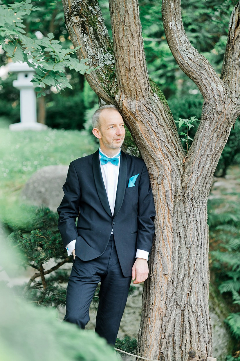 Portrait du mari&eacute; dans le jardin japonais &agrave; Toulouse