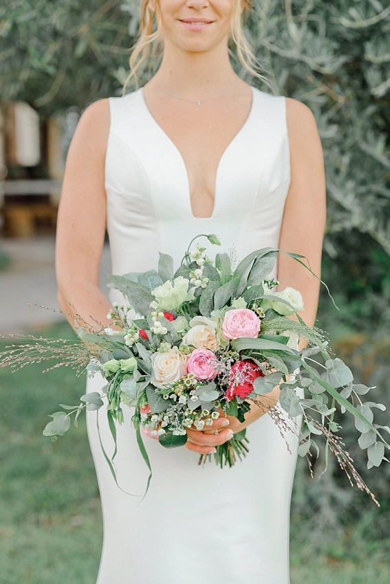 Bouquet de mari&eacute;e champ&ecirc;tre photographi&eacute; lors d&rsquo;un mariage &agrave; Toulouse