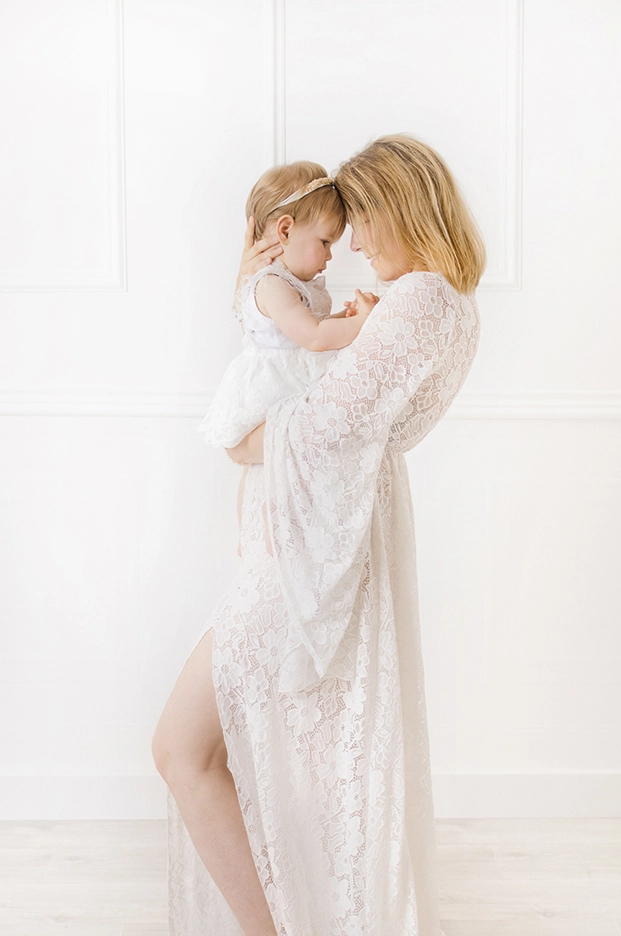 S&eacute;ance shooting photo m&egrave;re et fille en studio &agrave; Toulouse