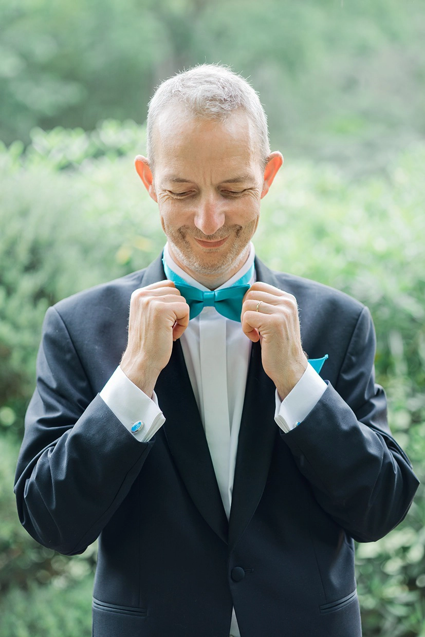 D&eacute;tail portrait du mari&eacute; dans le jardin japonais de Toulouse